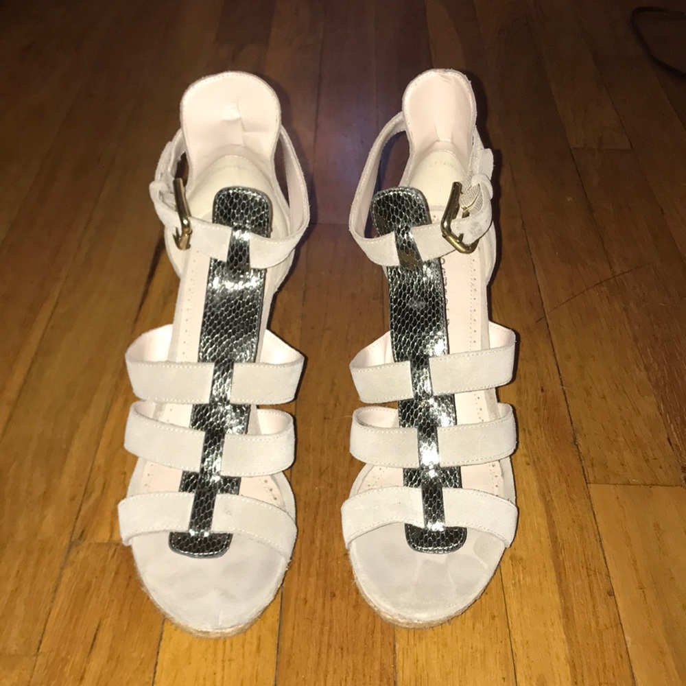 Beach metallic heels